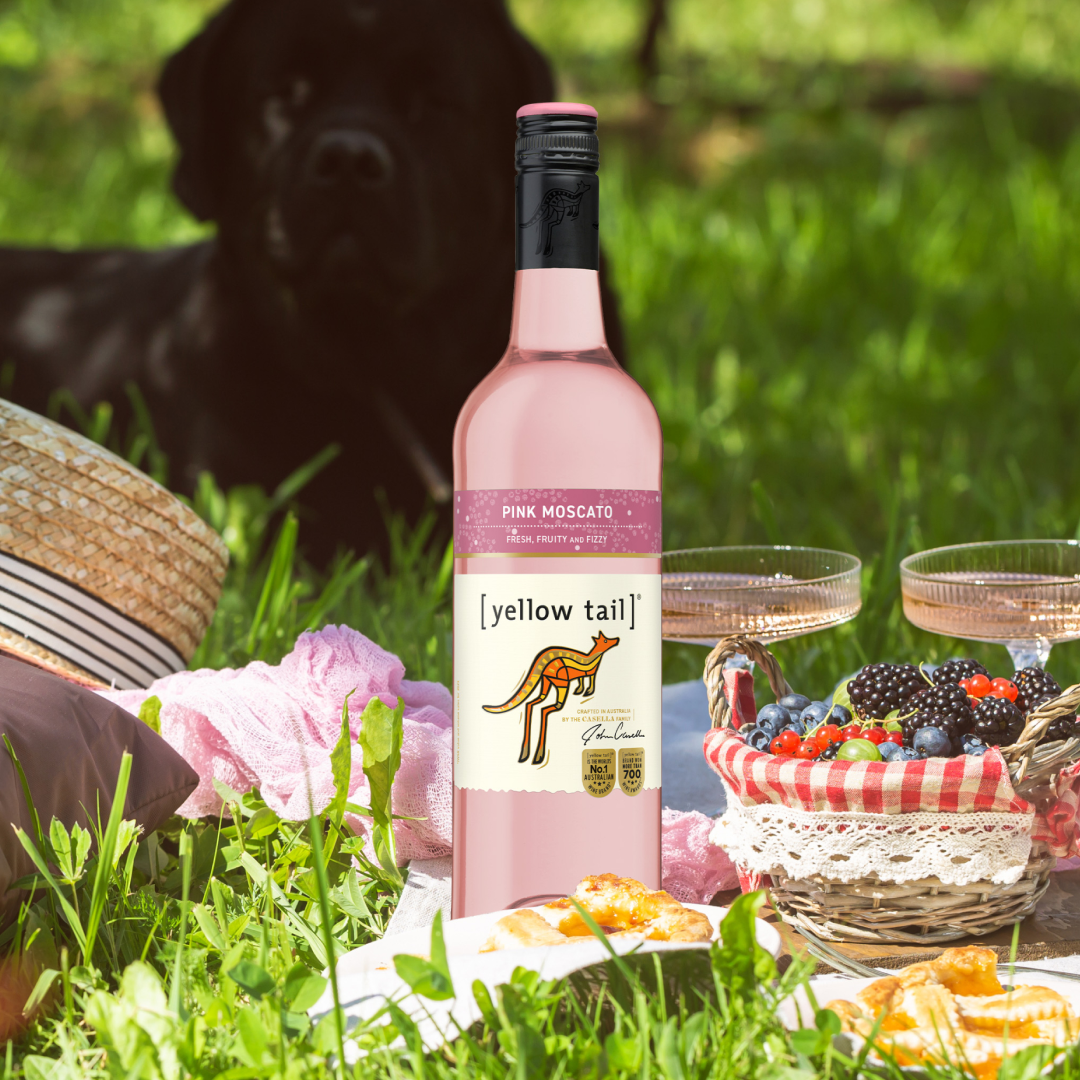 Yellow Tail Pink Moscato - Sweet Wine NV