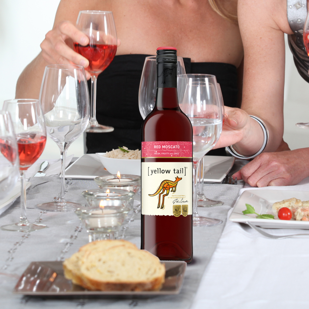 Yellow Tail Red Moscato - Red Sweet Wine - NV